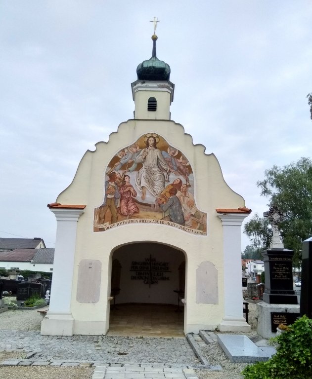 Grossansicht in neuem Fenster: Wolnzach:  Ehemalige Friedhofskapelle