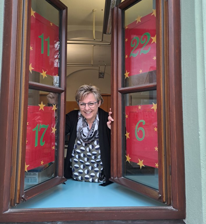 Wolnzacher Weihnacht Adventskalender Andrea im Fenster